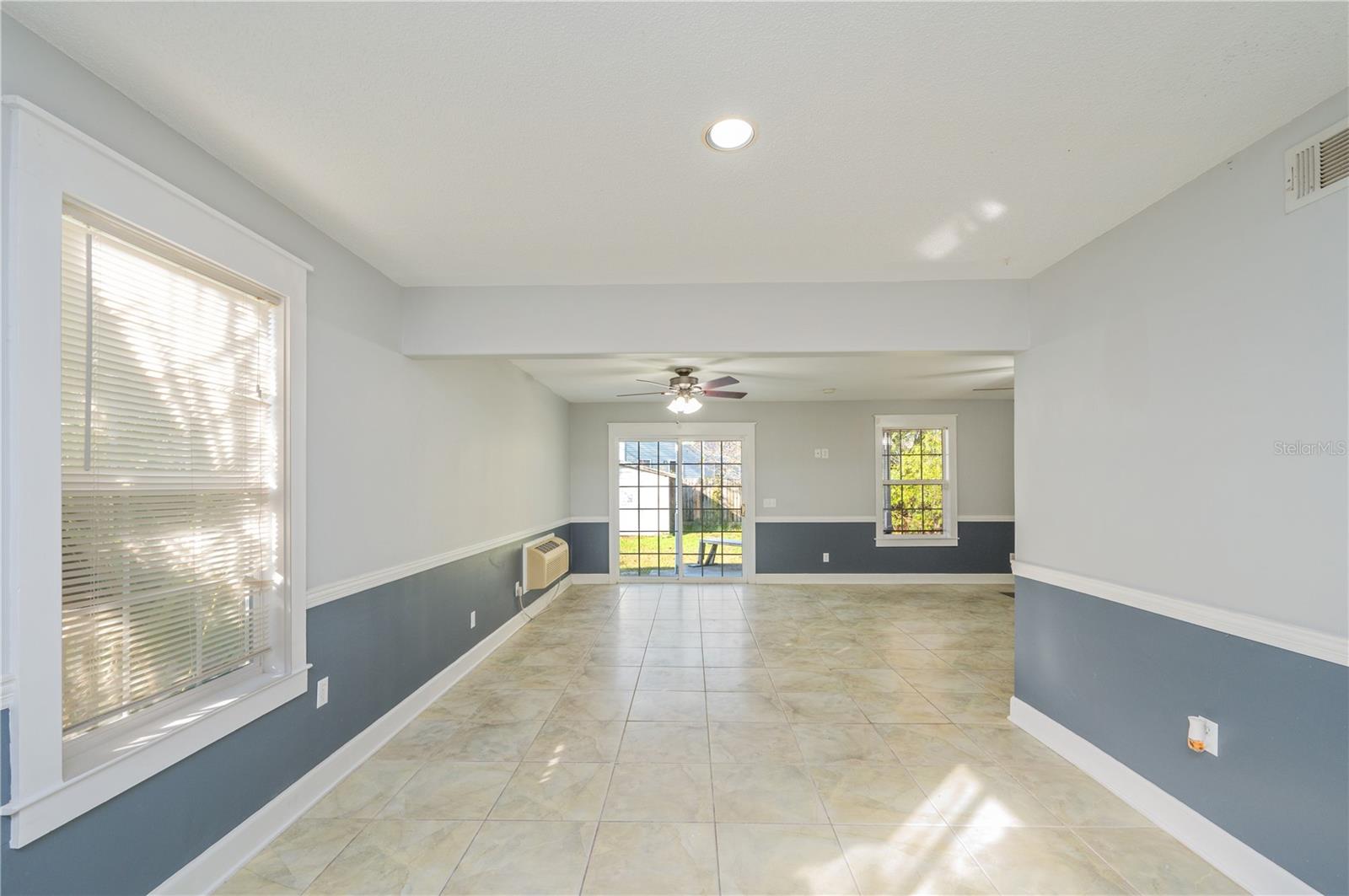 Image 12 of 40 For 130 Scranton Street