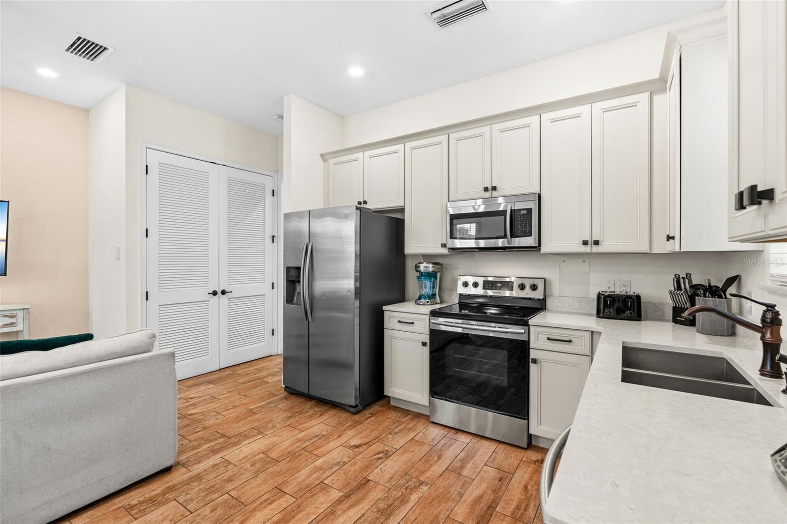 Image 12 of 37 For 2979 Latitude Lane