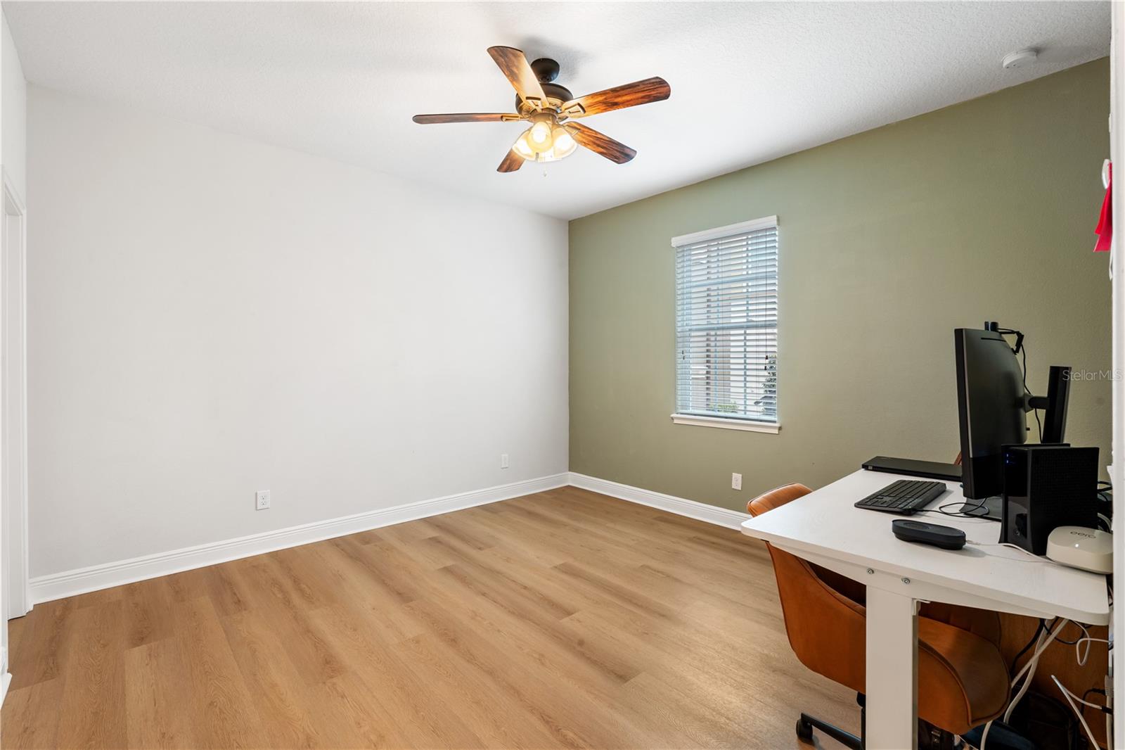 Image 12 of 26 For 1805 Lobelia Drive