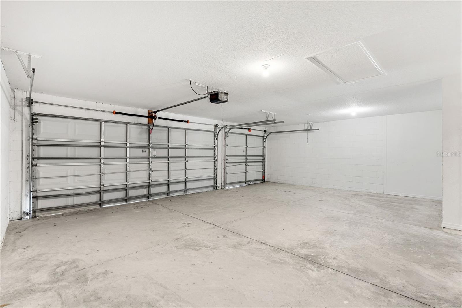 Image 19 of 44 For 13616 Hidden Forest Circle