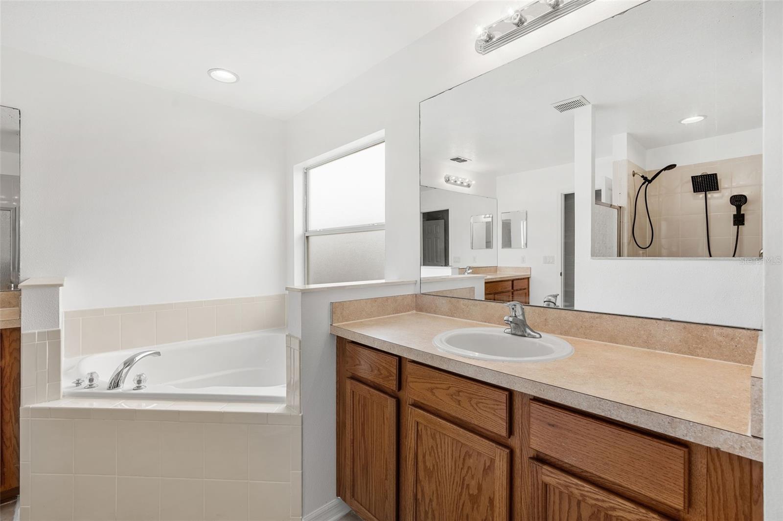 Image 24 of 44 For 13616 Hidden Forest Circle