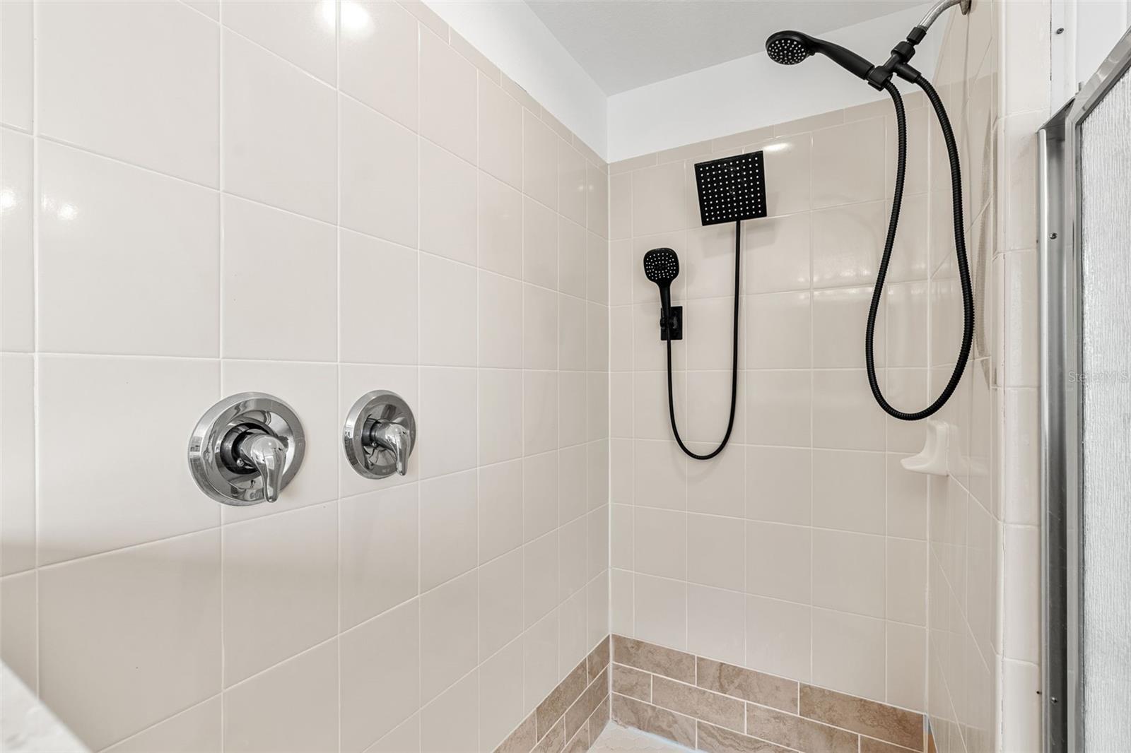 Image 27 of 44 For 13616 Hidden Forest Circle