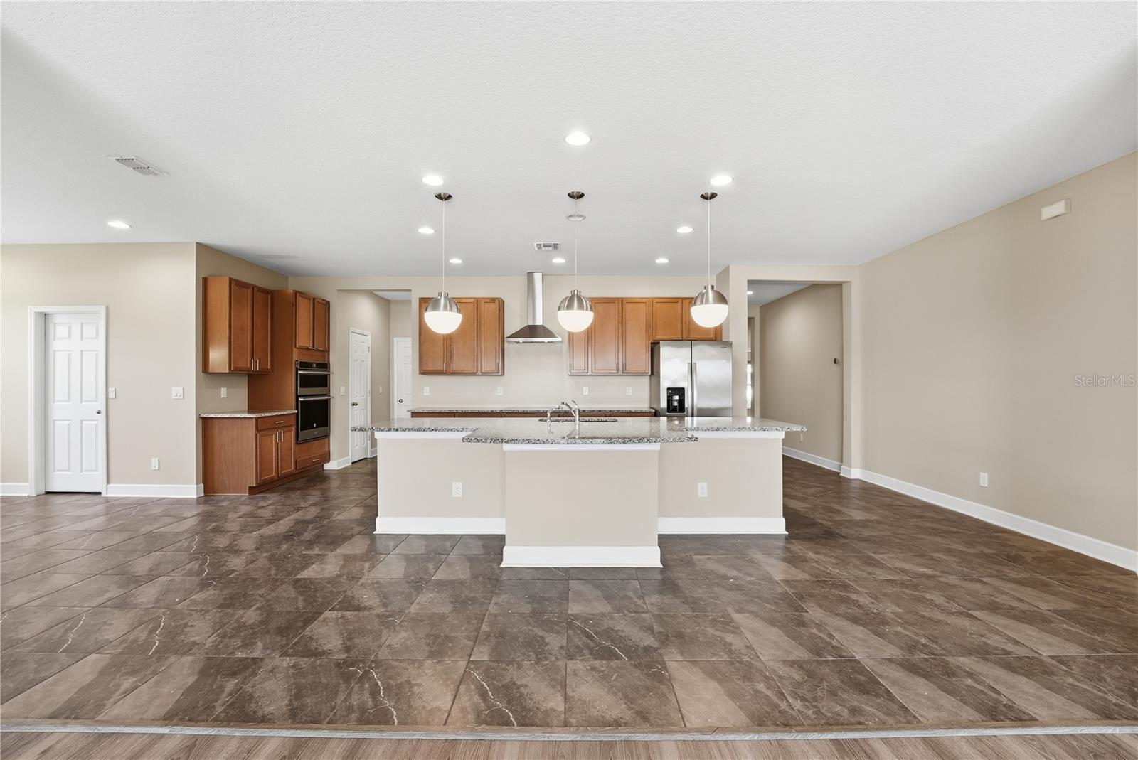 Image 16 of 63 For 5415 Avebury Lane