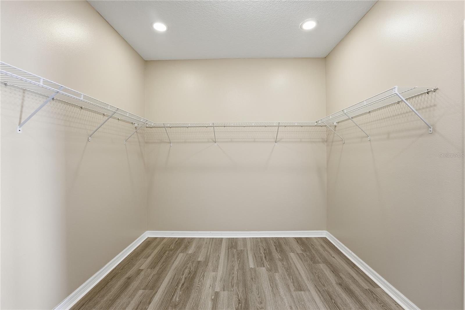 Image 34 of 63 For 5415 Avebury Lane