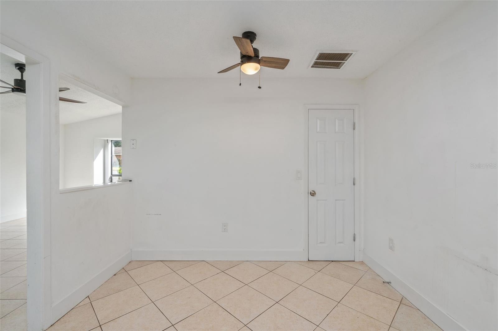 Image 10 of 39 For 514 Linden Avenue