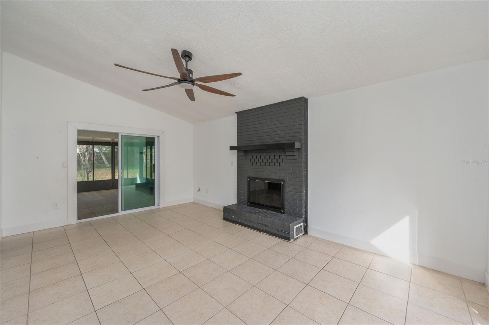 Image 7 of 39 For 514 Linden Avenue