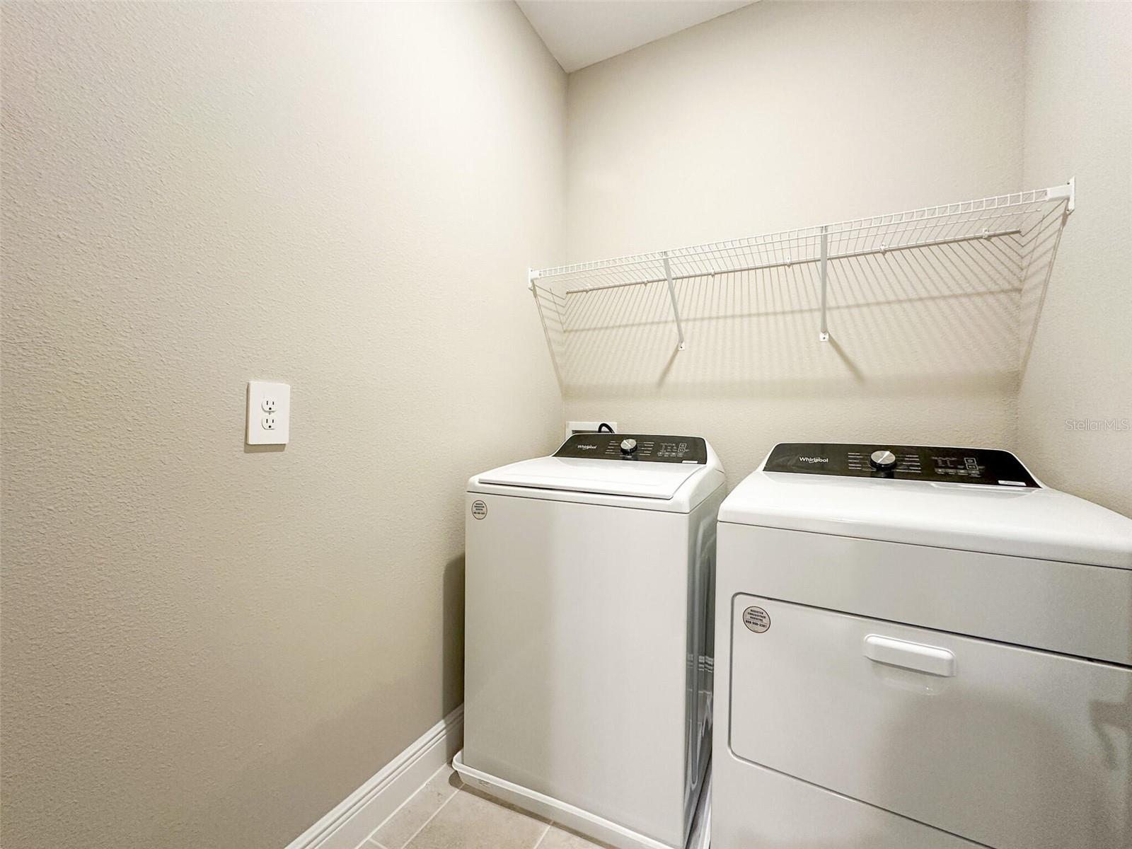 Image 28 of 35 For 4878 Coral Bean Alley