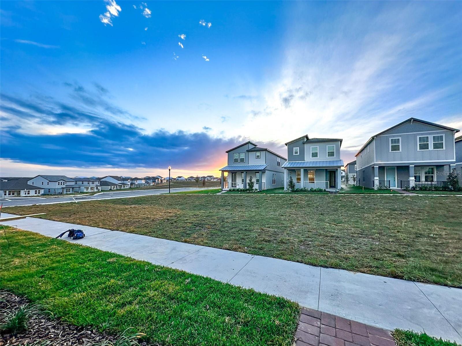 Image 32 of 35 For 4878 Coral Bean Alley
