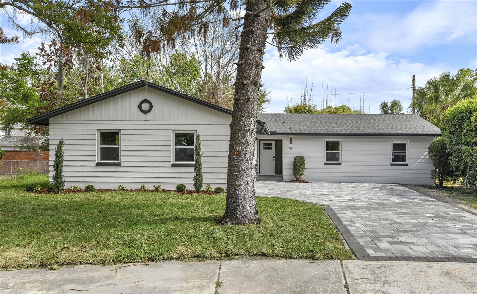 Image 2 of 33 For 781 Northwood Circle