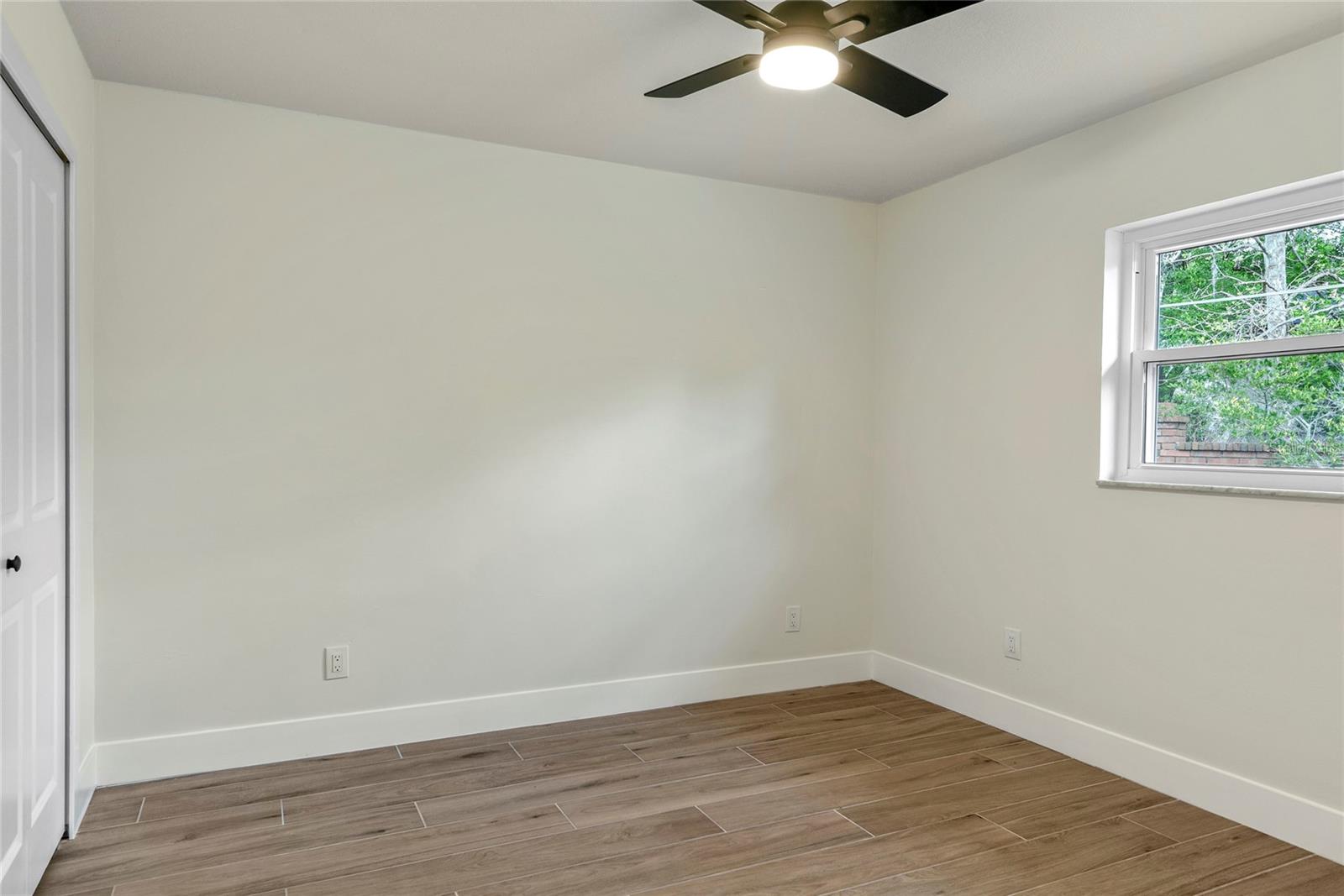 Image 22 of 33 For 781 Northwood Circle