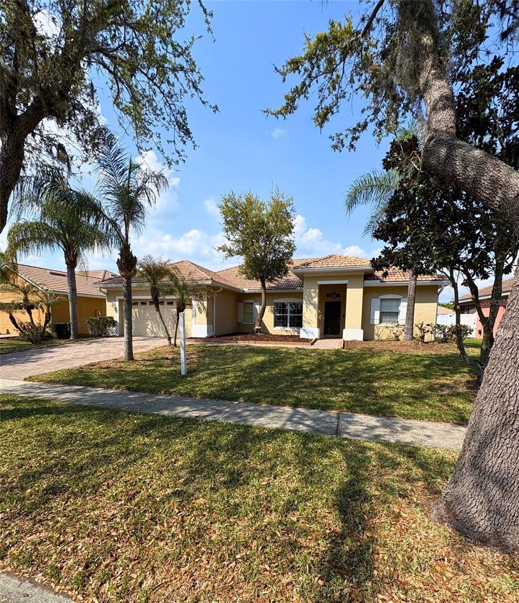 Image 3 of 21 For 3637 Weatherfield Drive