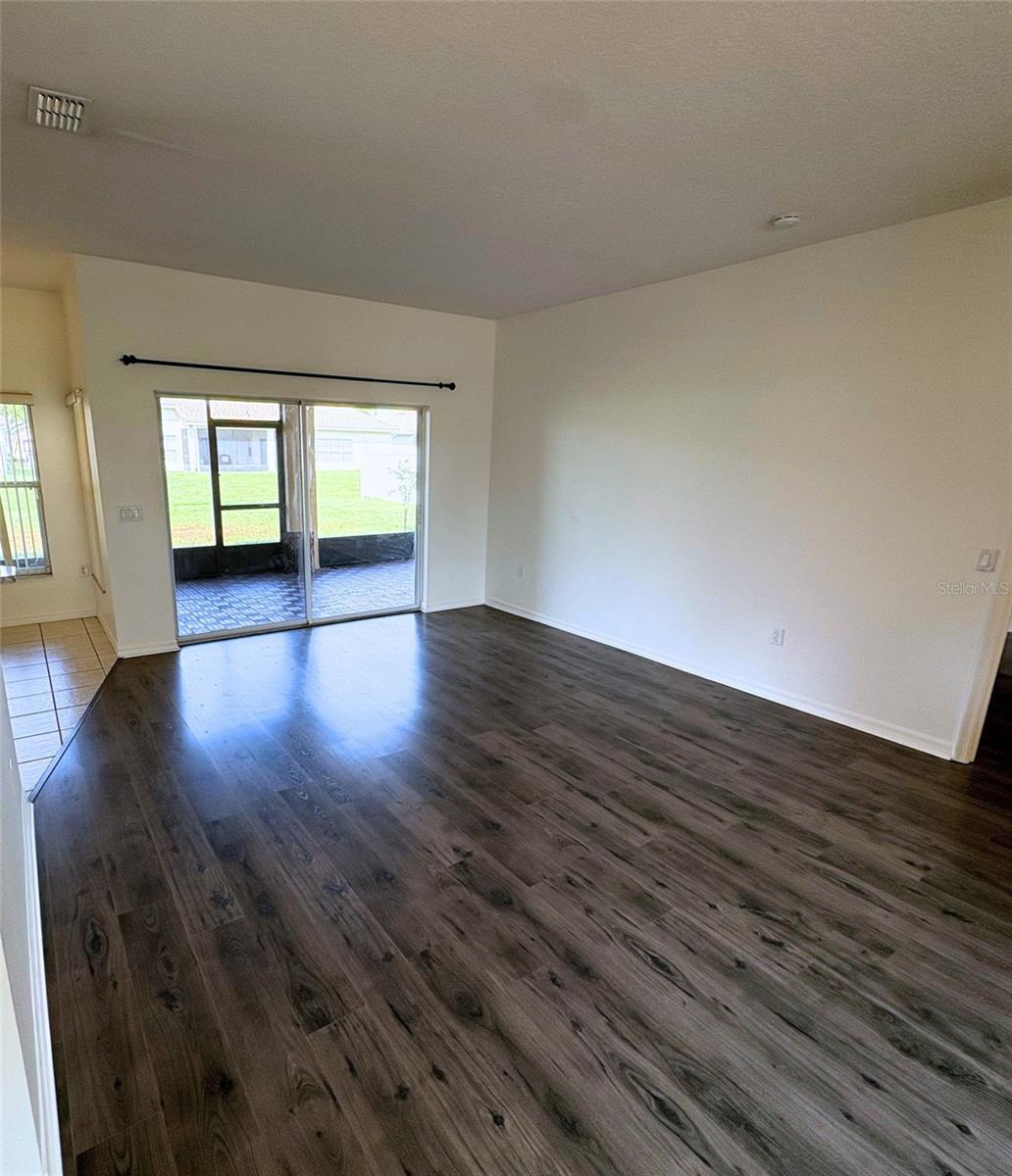 Image 6 of 21 For 3637 Weatherfield Drive