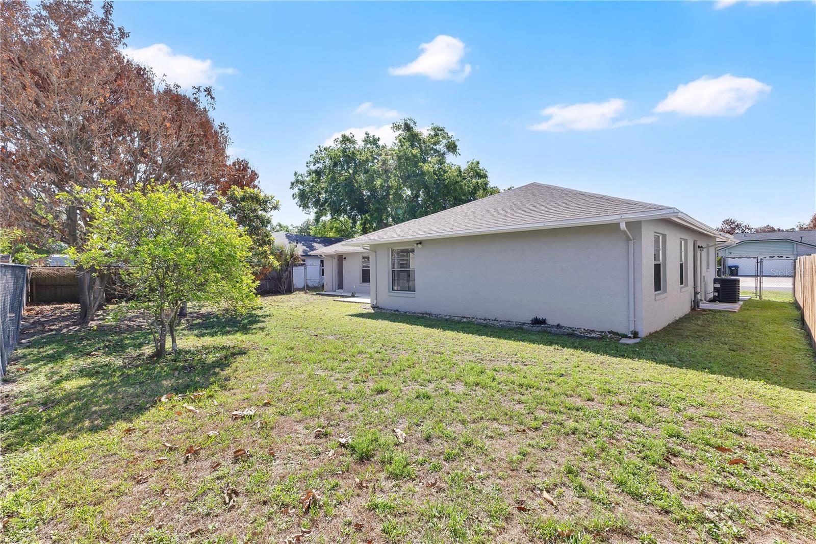 Image 19 of 28 For 2733 Mint Drive