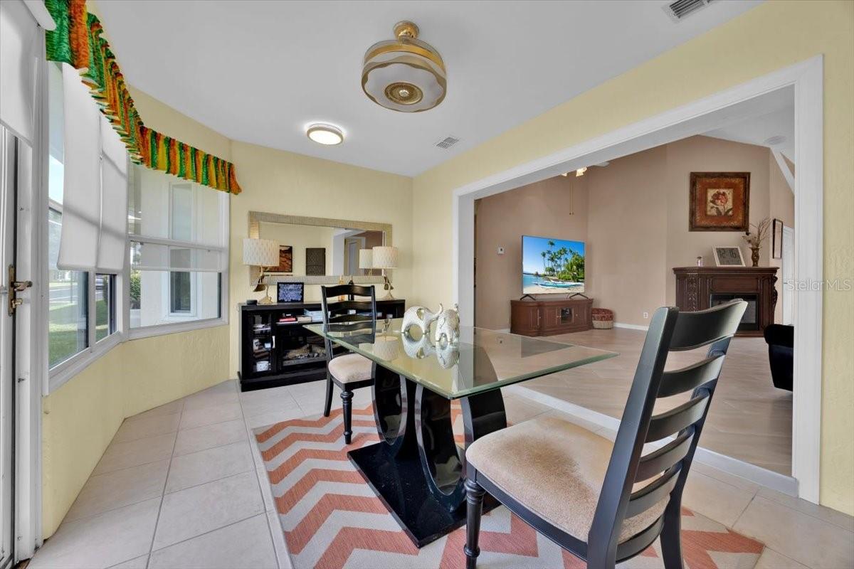 Image 19 of 44 For 543 Clubhill Drive