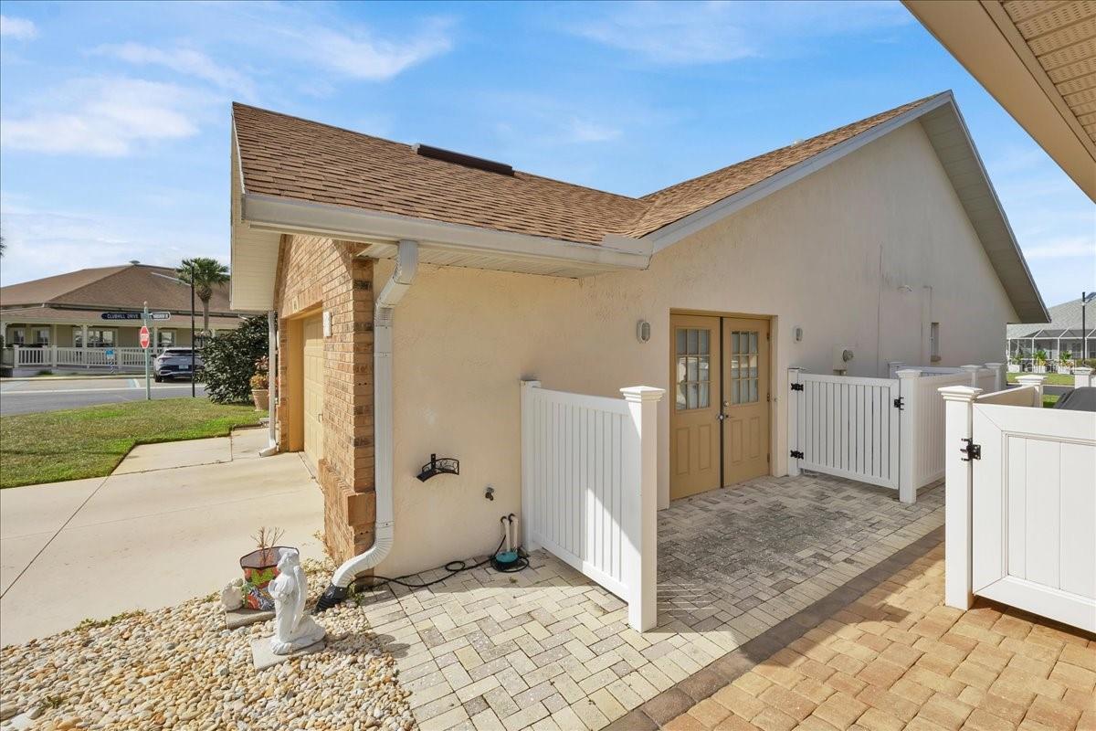 Image 24 of 44 For 543 Clubhill Drive