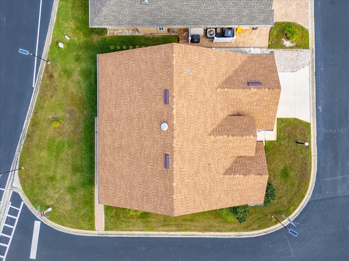 Image 25 of 44 For 543 Clubhill Drive