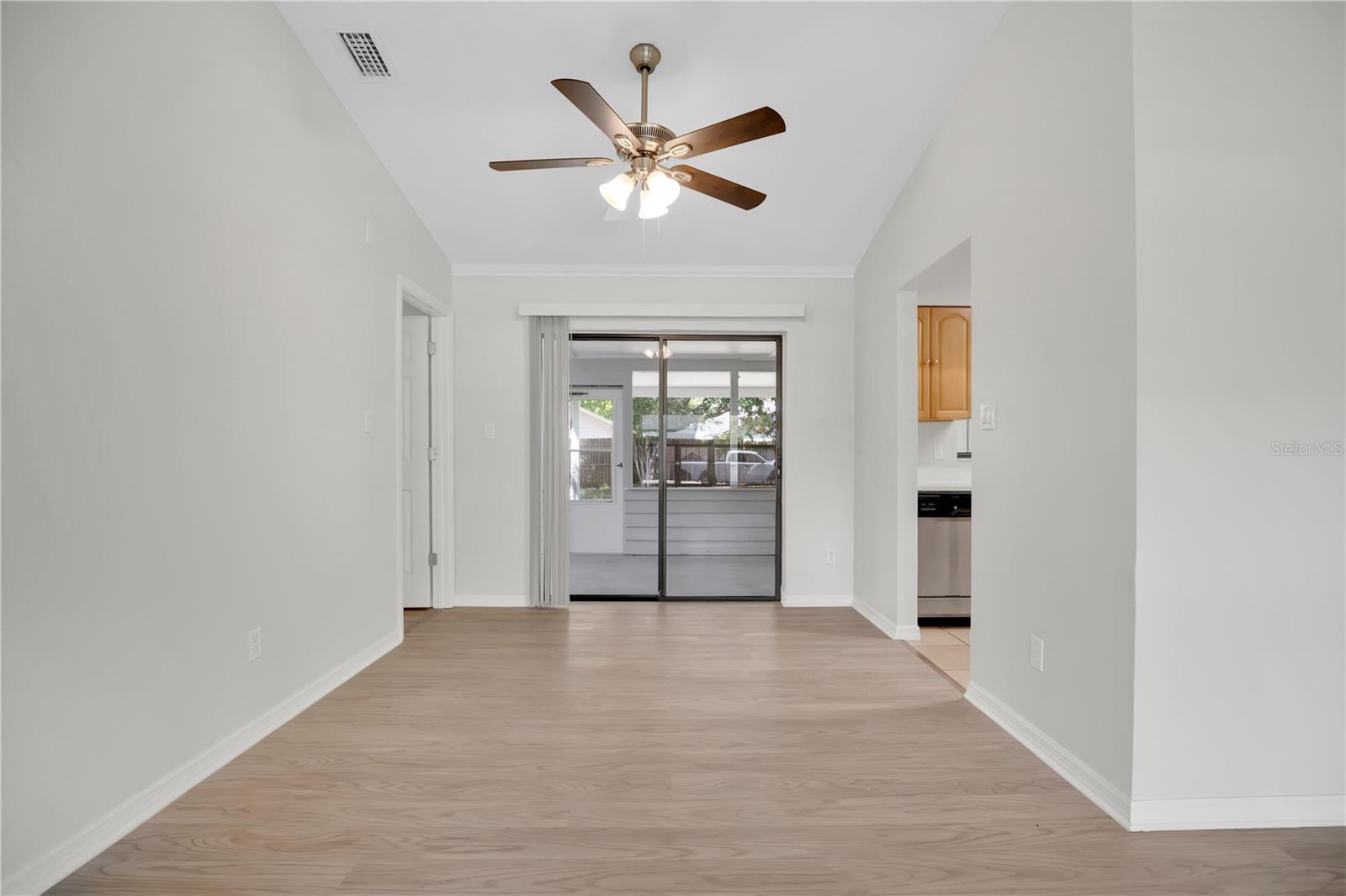 Image 7 of 32 For 1050 Dishman Loop