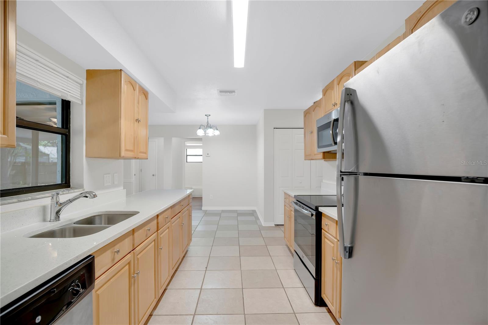 Image 8 of 32 For 1050 Dishman Loop