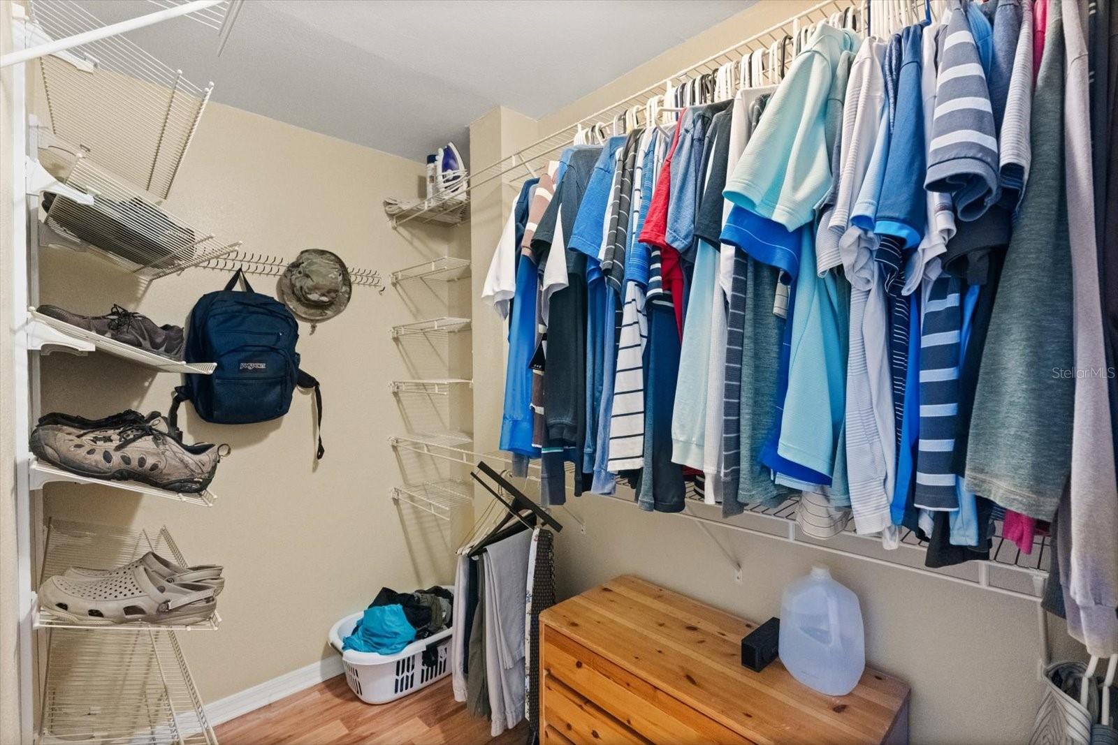 Image 18 of 33 For 5493 Alandale Court