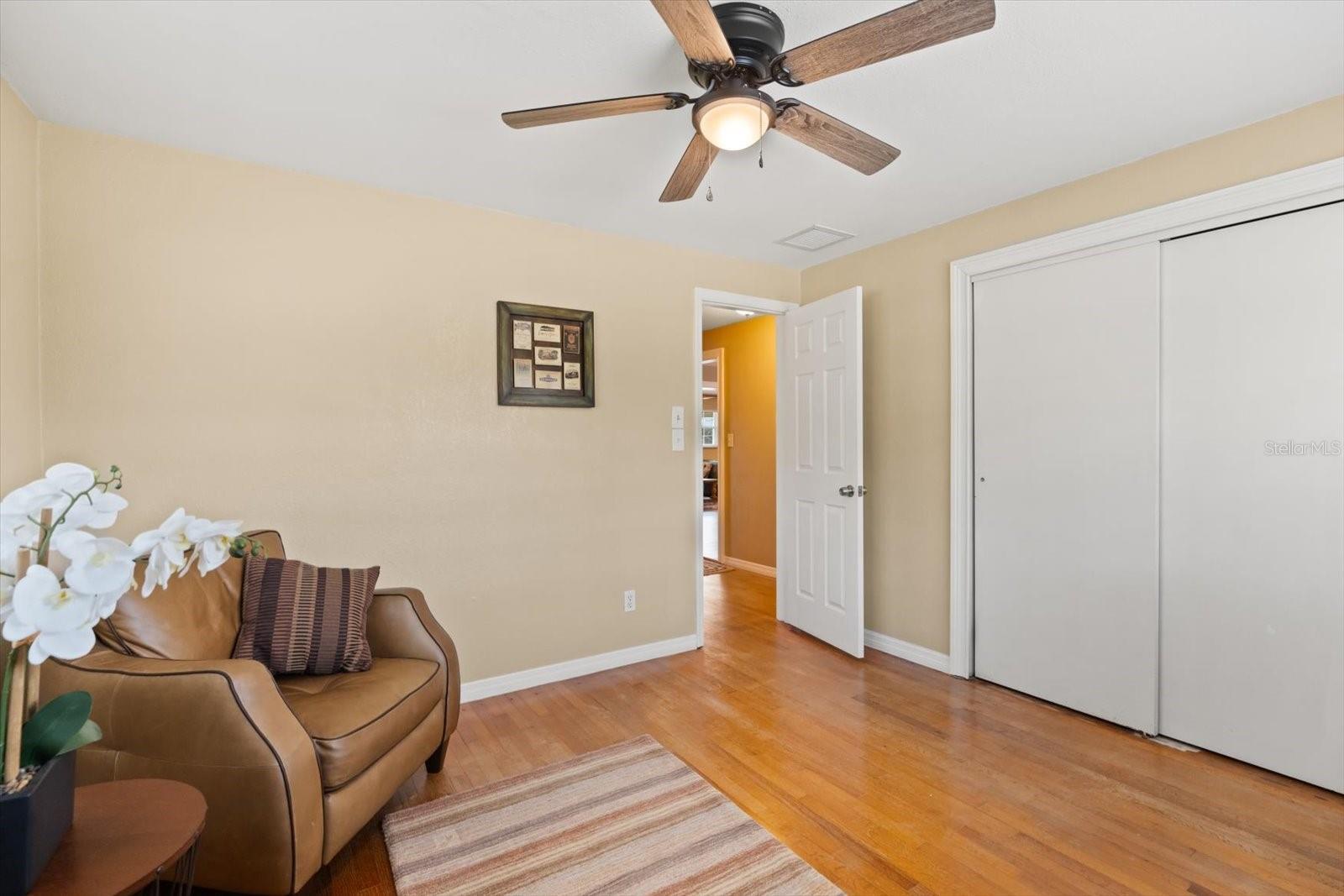 Image 20 of 33 For 5493 Alandale Court