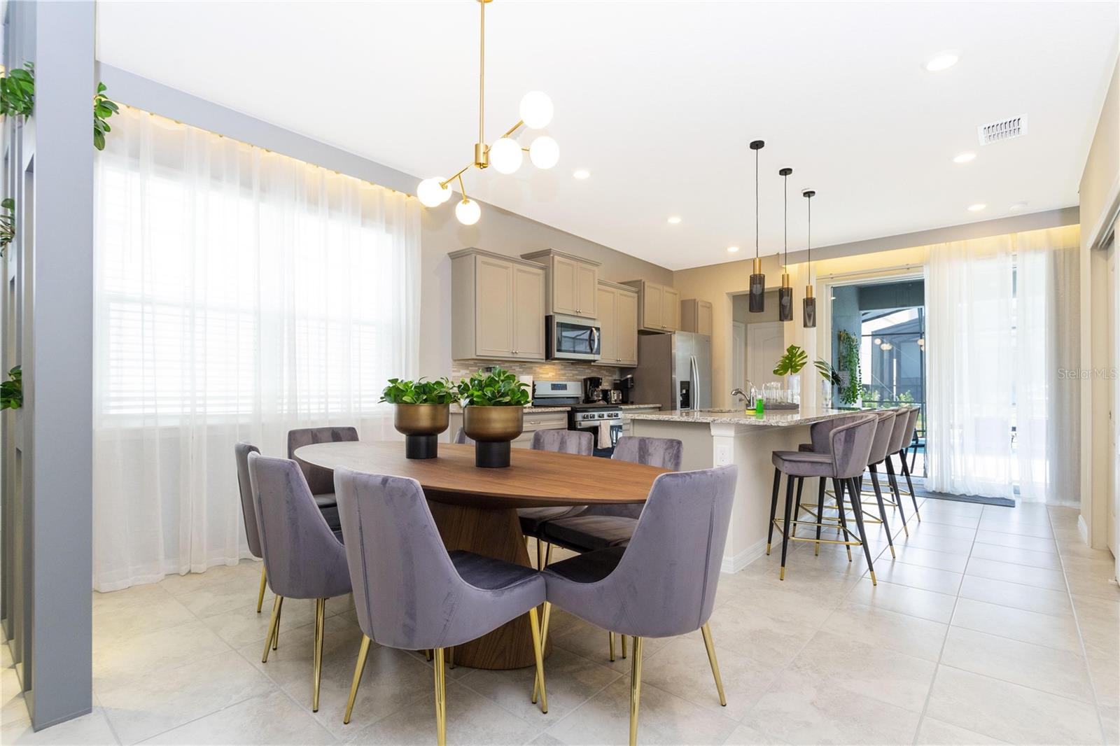 Image 6 of 51 For 7256 Oakmoss Loop