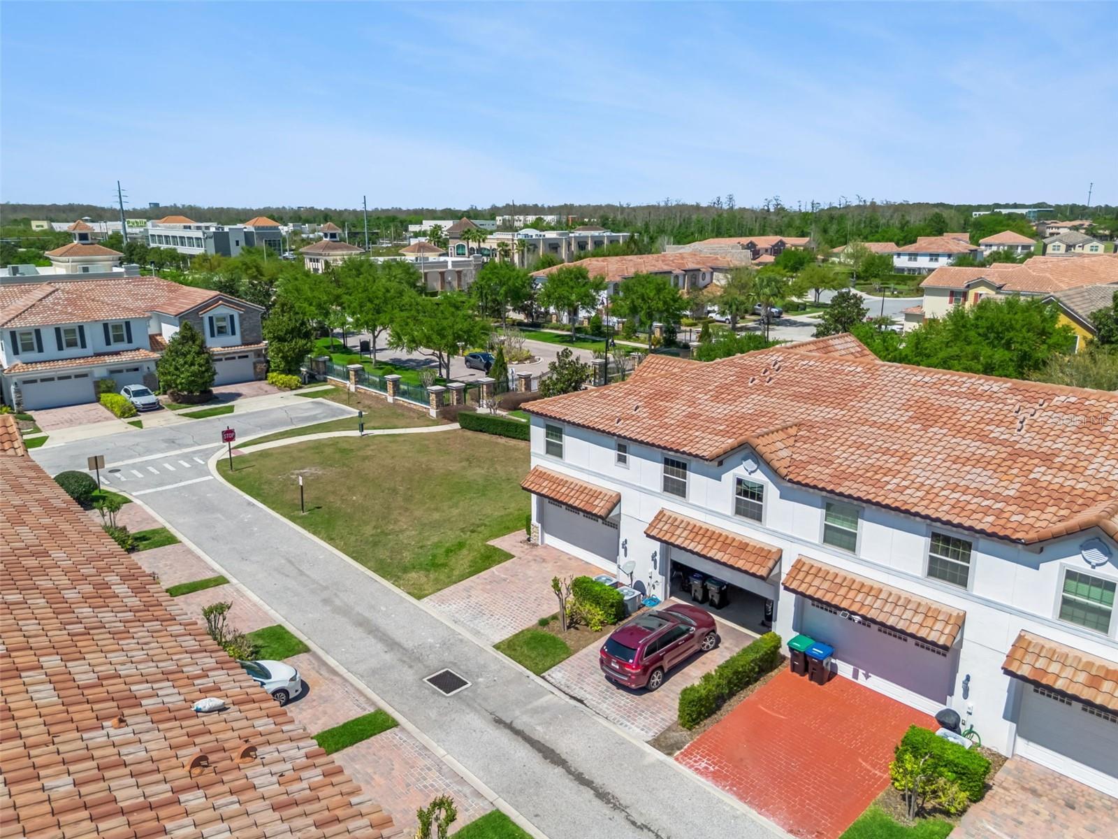 Image 26 of 36 For 9938 Eagle Creek Center Boulevard