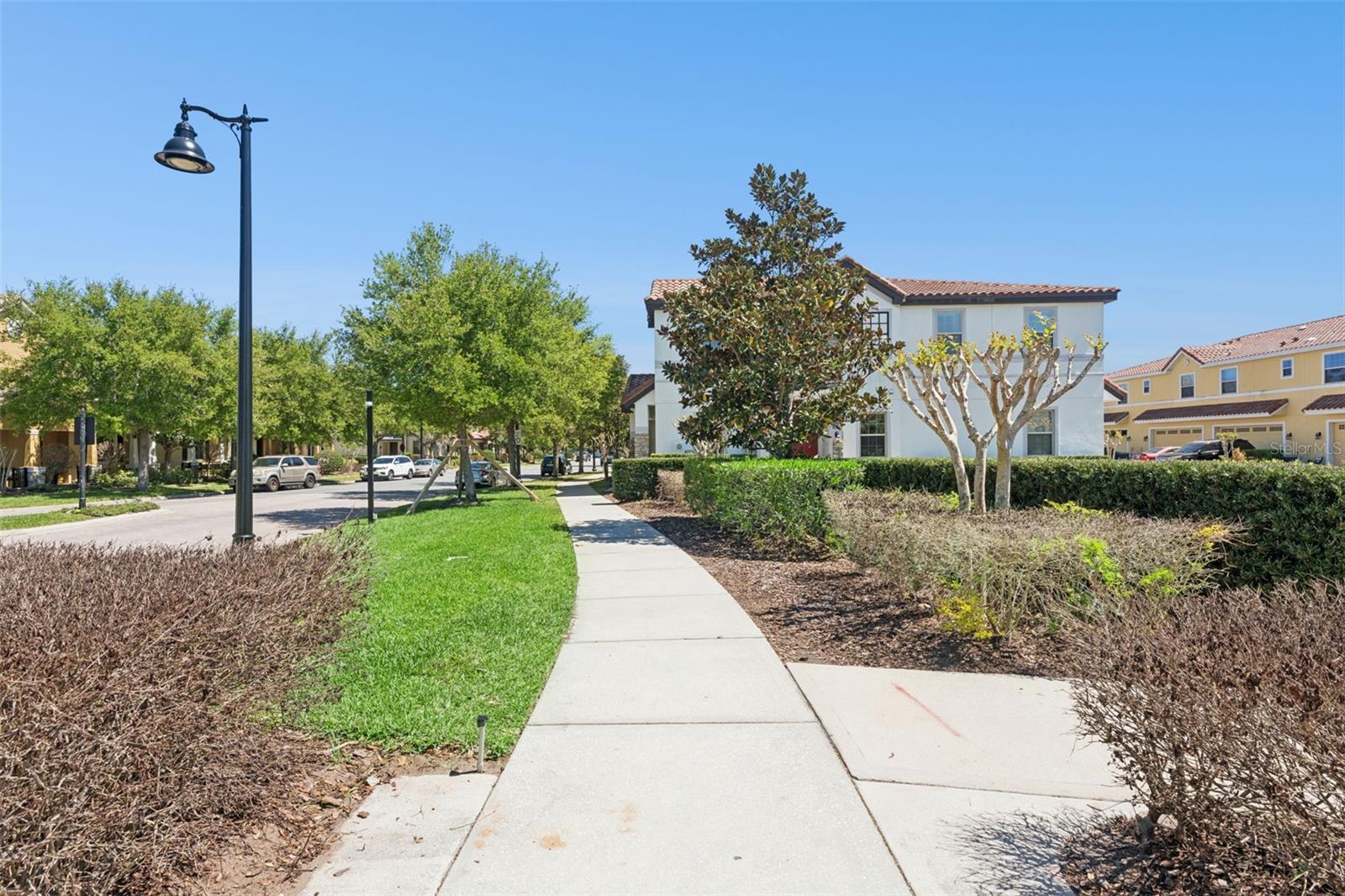 Image 30 of 36 For 9938 Eagle Creek Center Boulevard