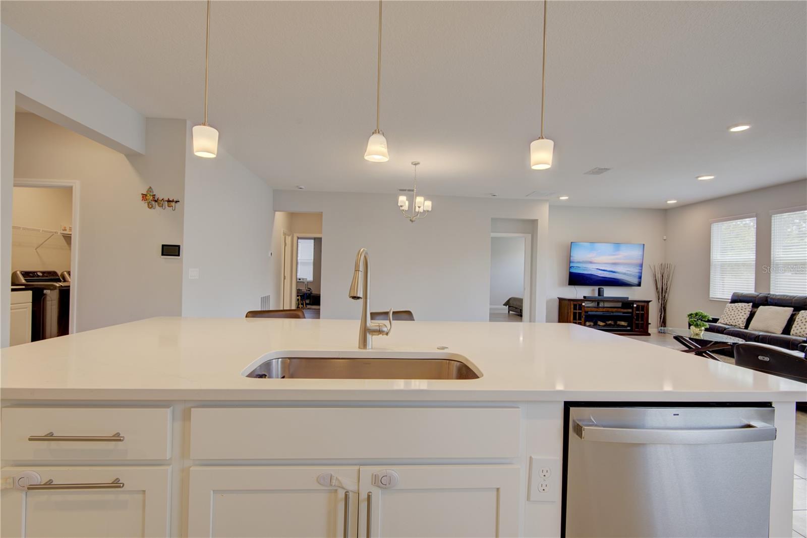 Image 15 of 36 For 2591 Cedar Shake Court