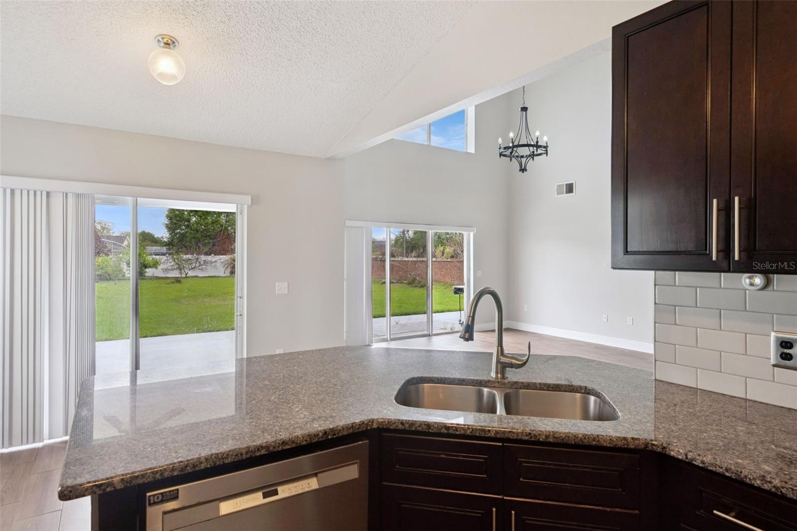 Image 10 of 36 For 2414 Serenity Bend