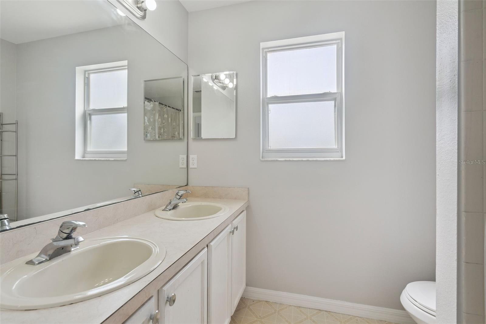 Image 26 of 36 For 2414 Serenity Bend