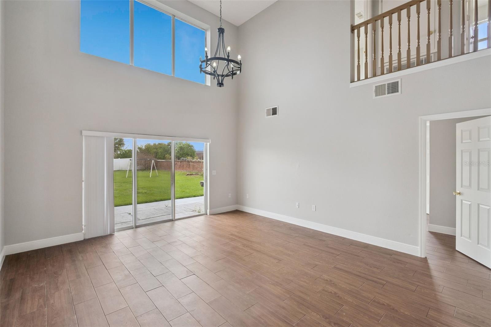 Image 3 of 36 For 2414 Serenity Bend