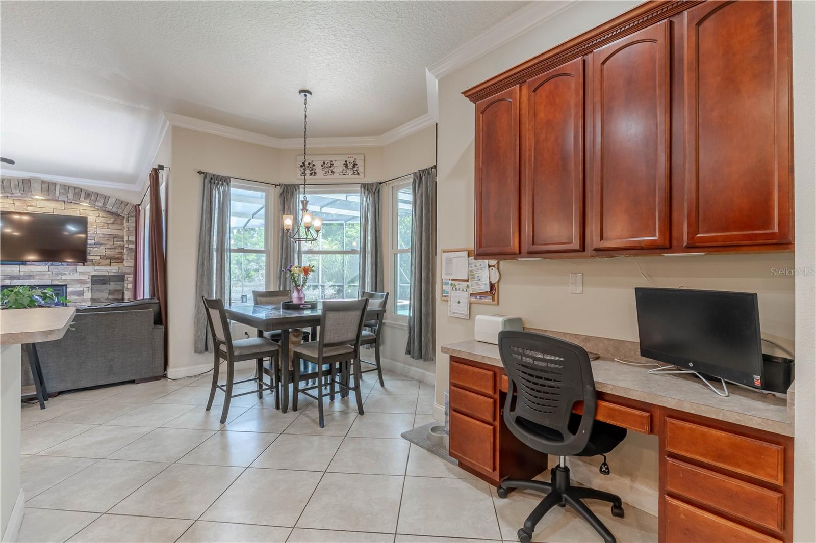 Image 18 of 54 For 417 Grand Reserve Dr