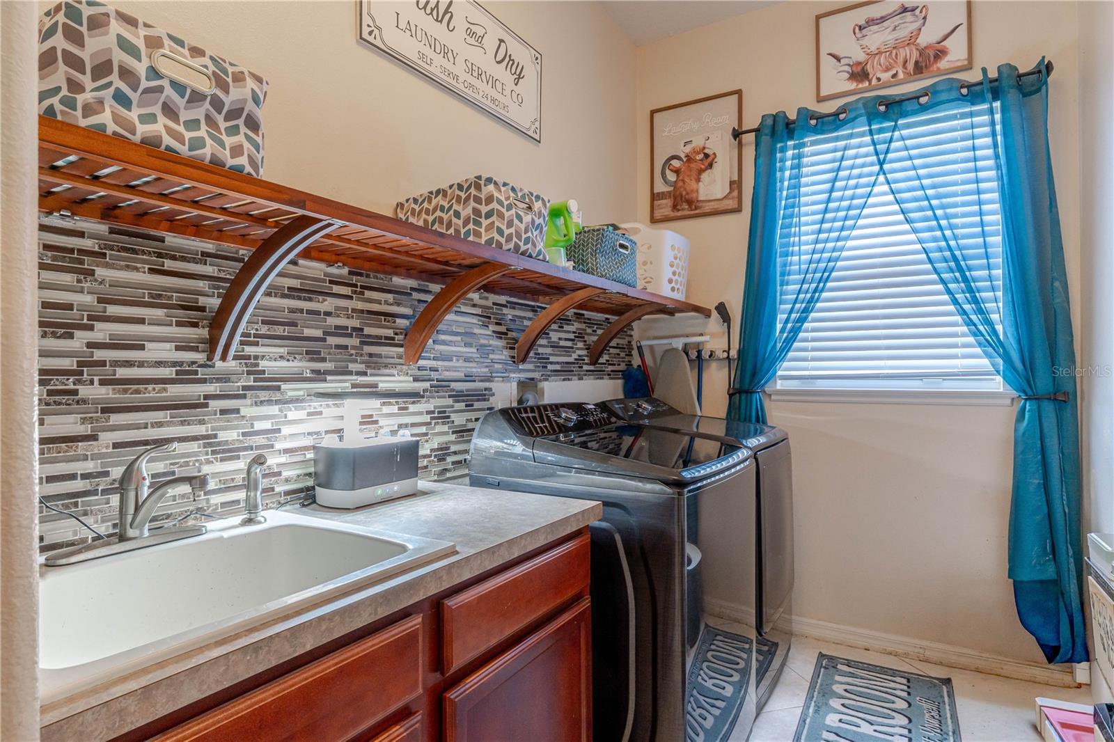 Image 22 of 54 For 417 Grand Reserve Dr