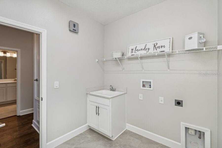 Image 29 of 41 For 17329 Beachgrass Alley