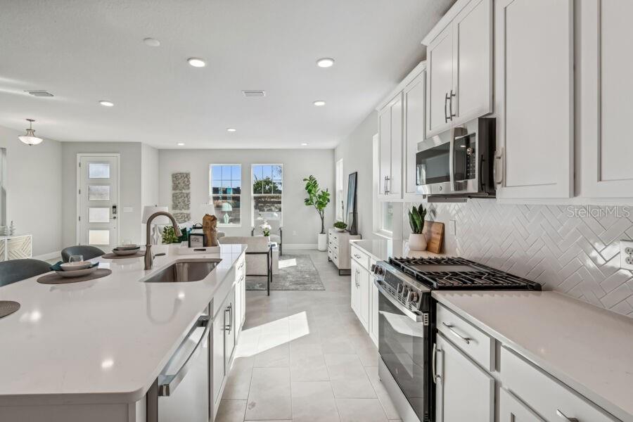 Image 31 of 41 For 17329 Beachgrass Alley