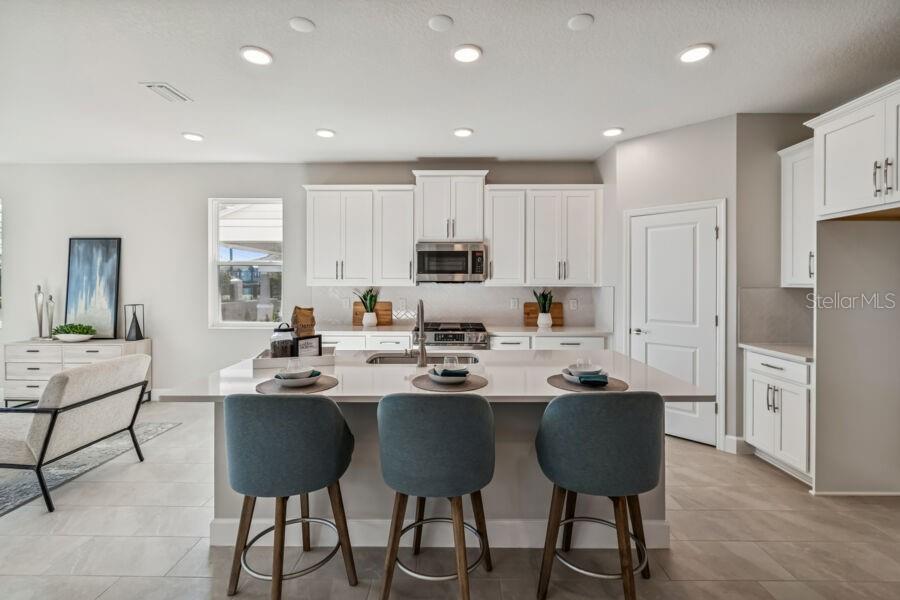 Image 6 of 41 For 17329 Beachgrass Alley