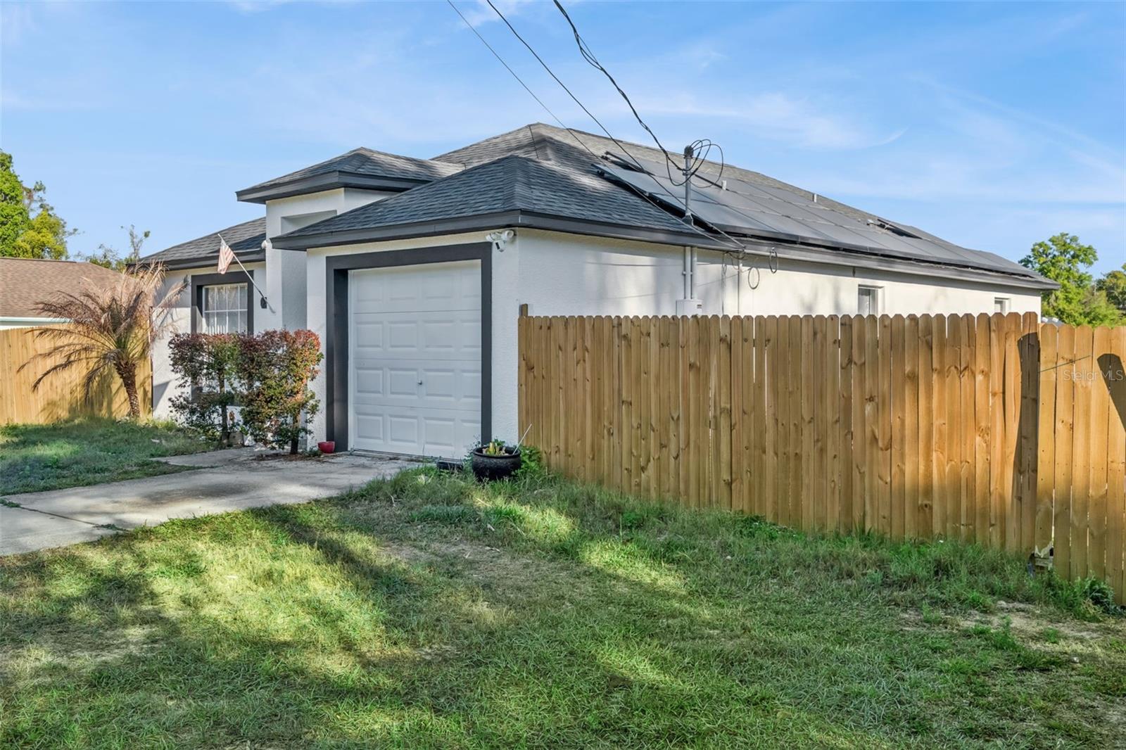 Image 18 of 21 For 219 15th Street