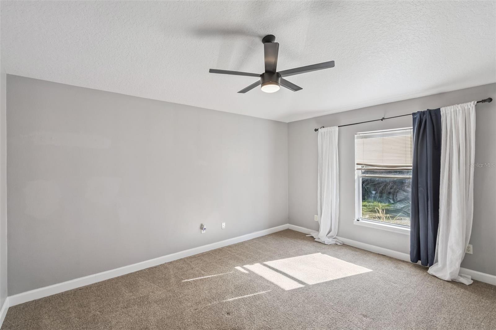 Image 6 of 21 For 219 15th Street