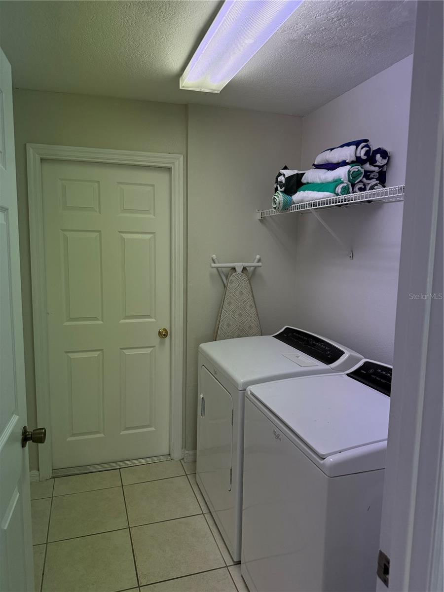 Image 15 of 45 For 338 Holborn Loop