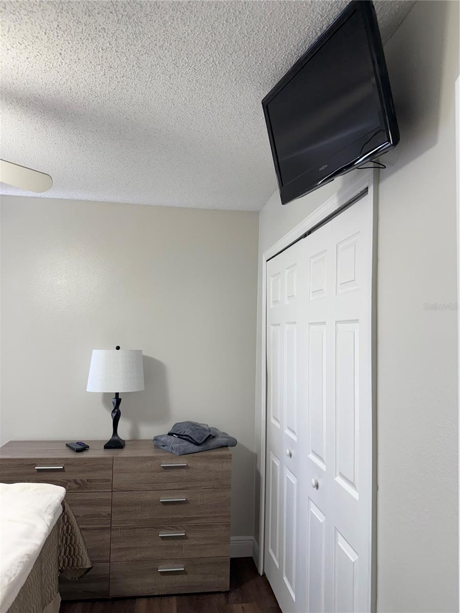 Image 31 of 45 For 338 Holborn Loop