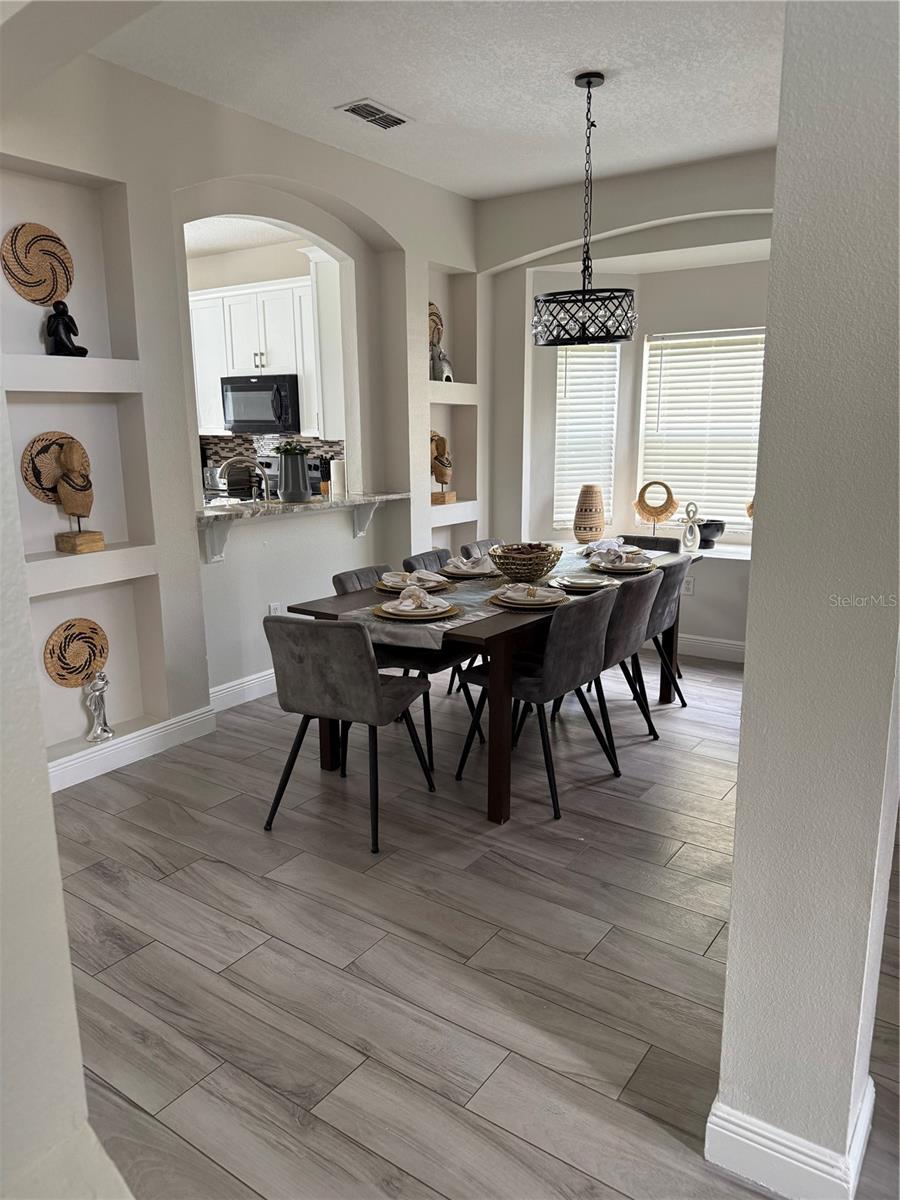 Image 4 of 45 For 338 Holborn Loop