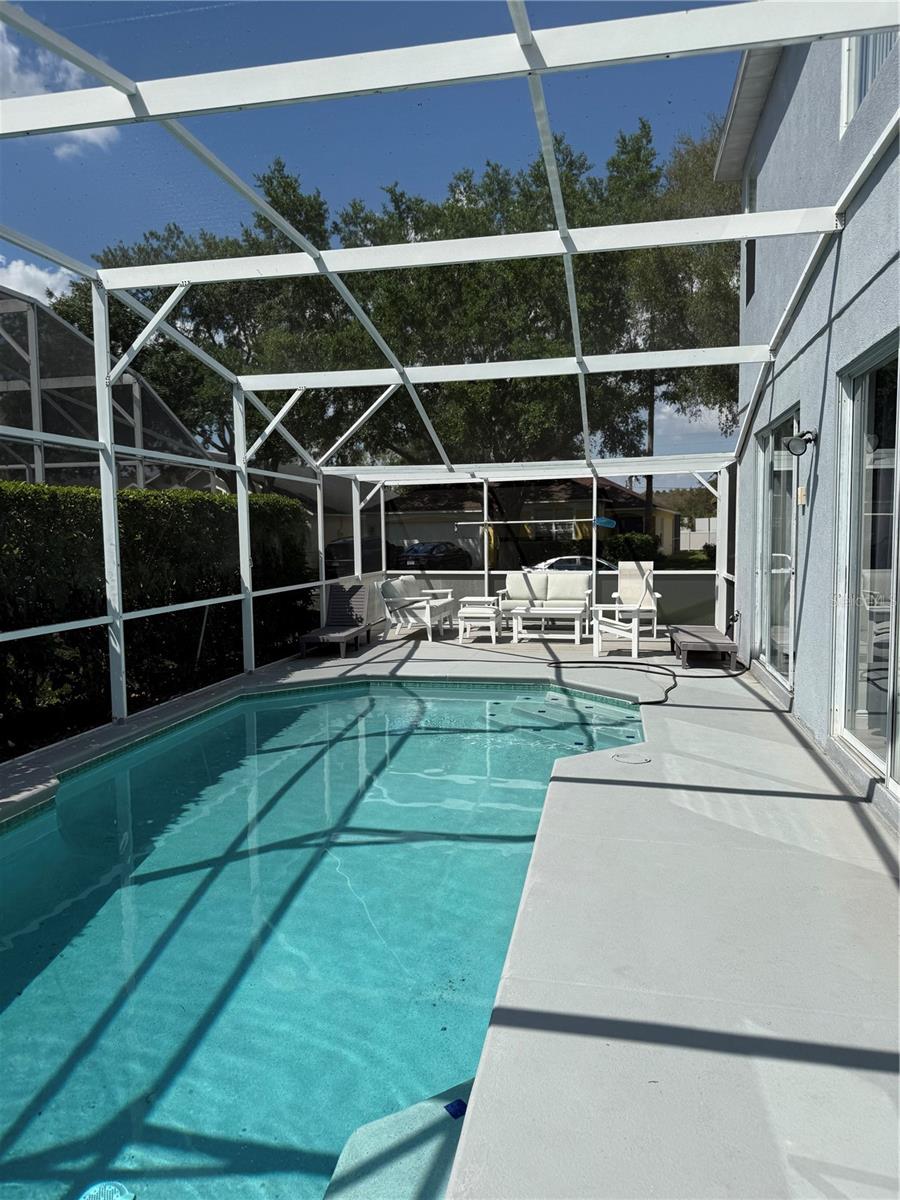 Image 44 of 45 For 338 Holborn Loop