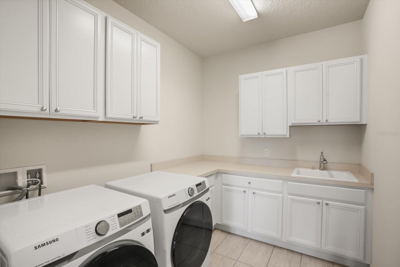 Image 29 of 44 For 5071 Hartwell Court