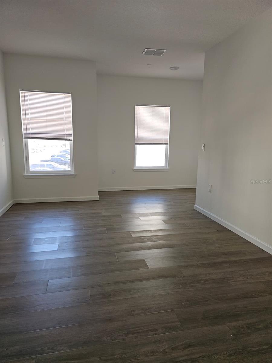 Image 11 of 24 For 1213 Southstation Place 401