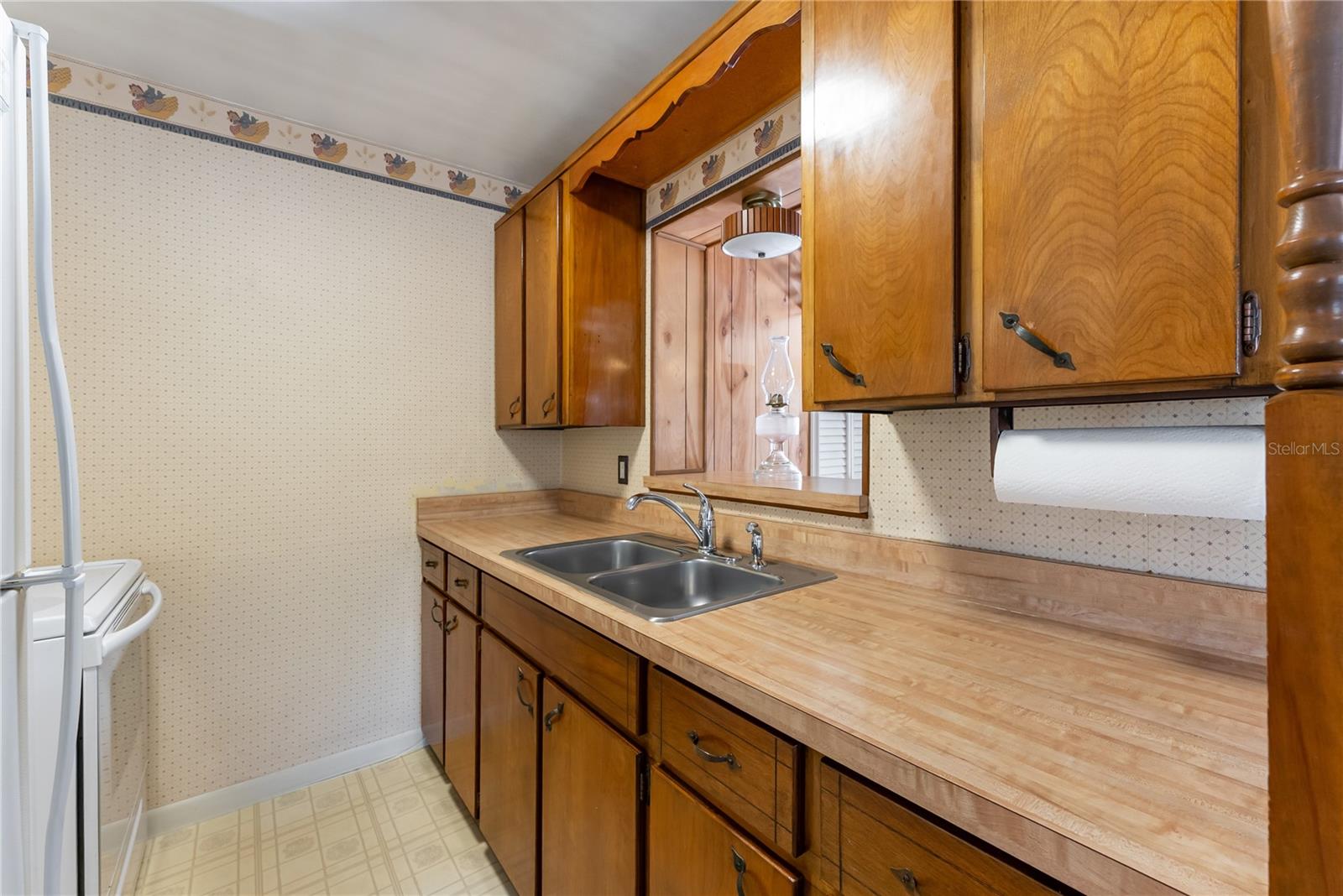 Image 15 of 51 For 810 Ursula Street