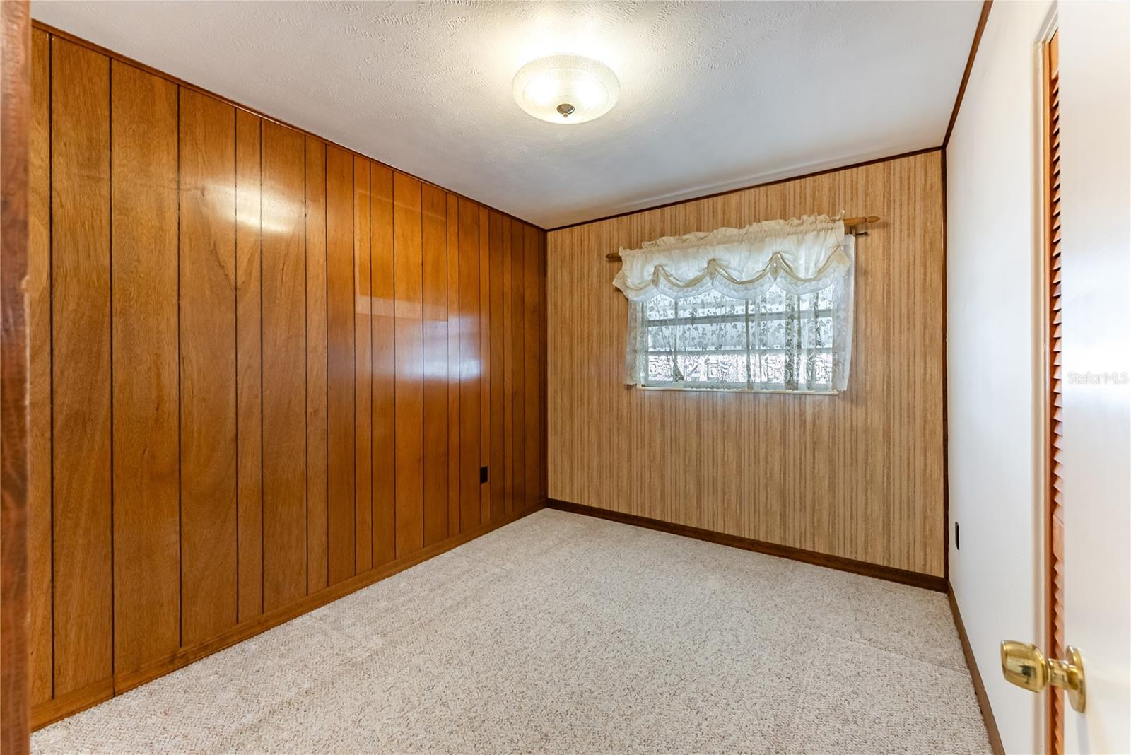 Image 19 of 51 For 810 Ursula Street