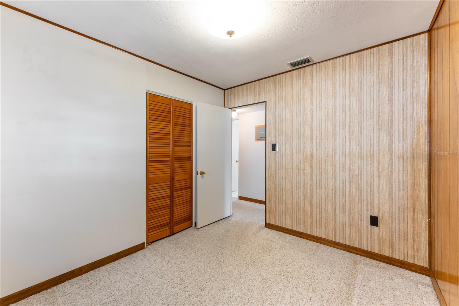 Image 21 of 51 For 810 Ursula Street