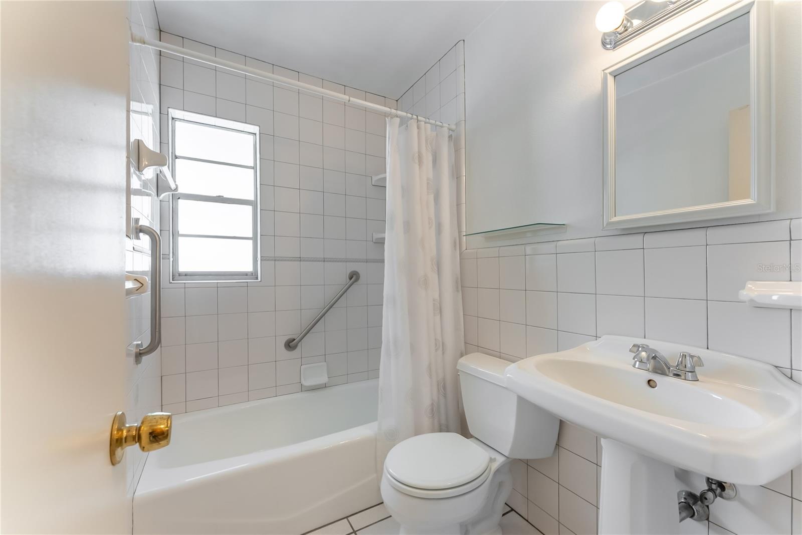 Image 23 of 51 For 810 Ursula Street