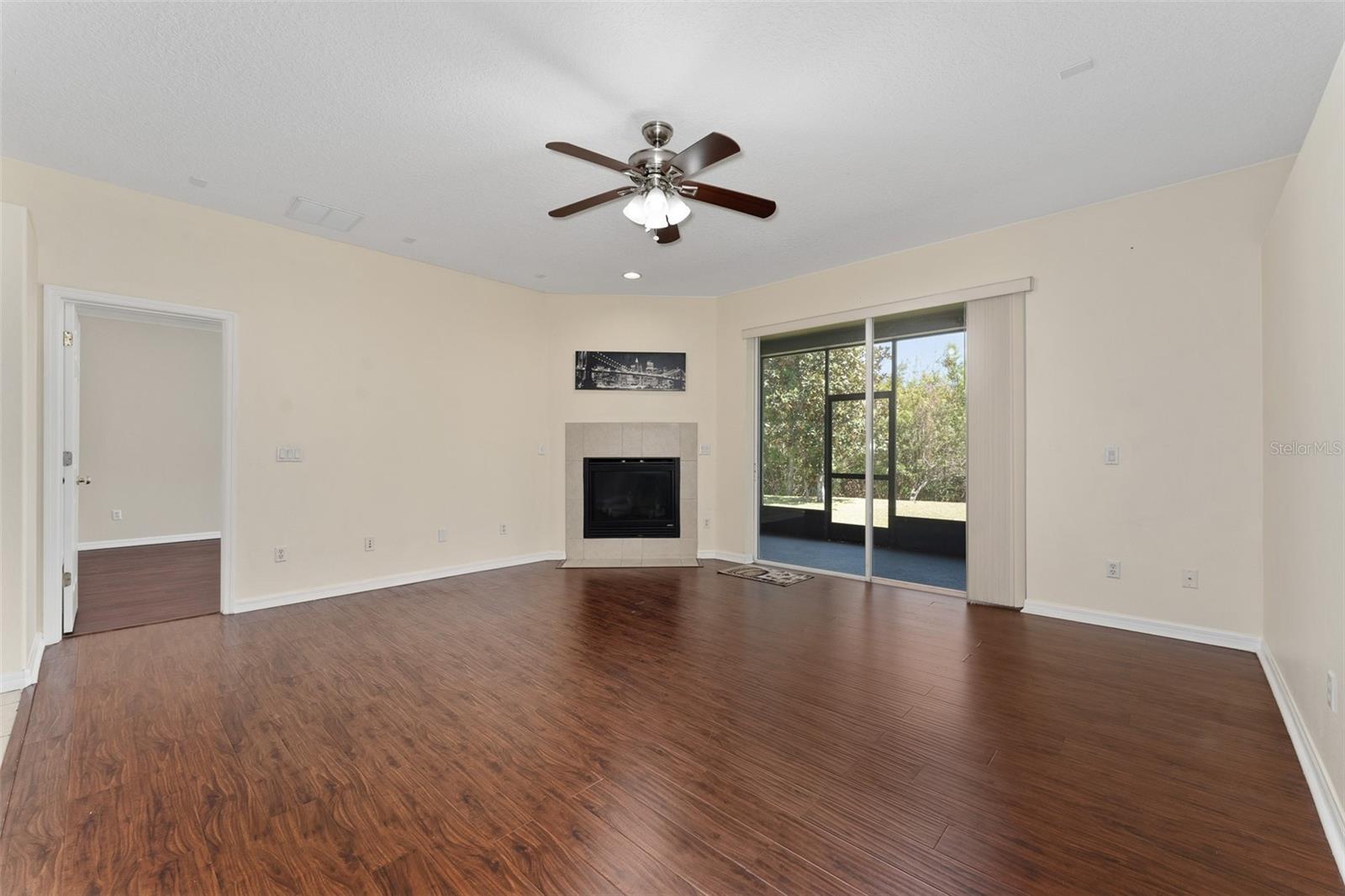 Image 16 of 43 For 2509 Barwick Street