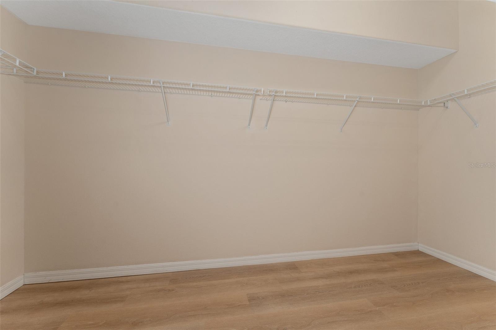 Image 29 of 43 For 2509 Barwick Street